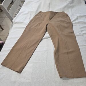 Old Navy Women's Camel Cropped Pants
